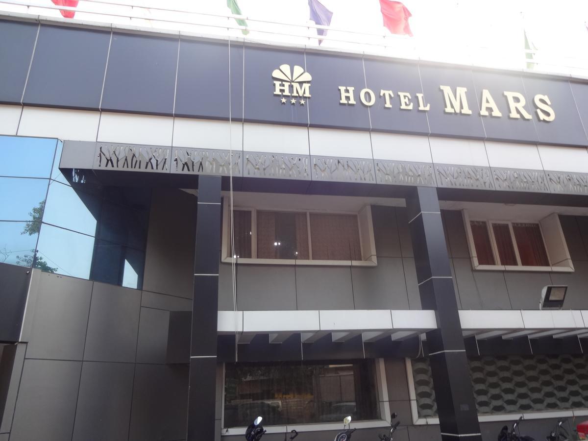 Hotel Mars Ченай Екстериор снимка